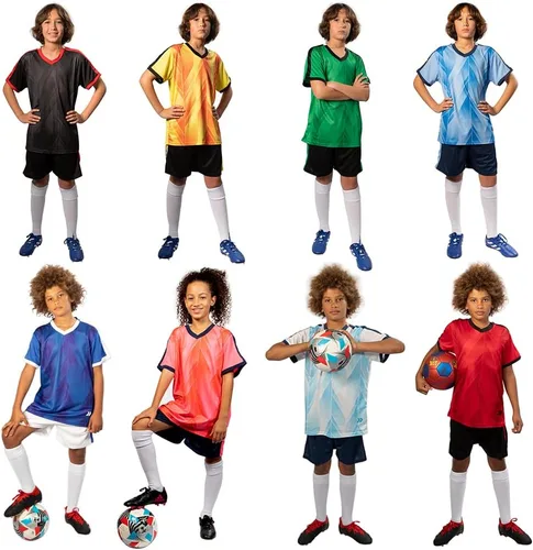 Vista 6 de PAIRFORMANCE Conjunto de camisetas de fútbol para niños y niñas de 6 a 12 años de edad, camisetas y pantalones cortos de fútbol para interiores