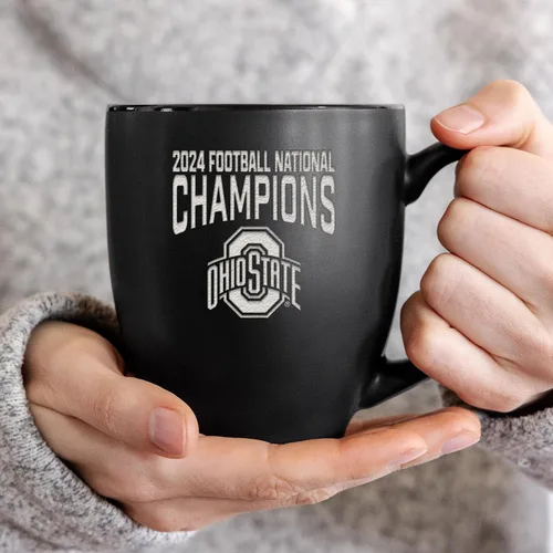 Vista 2 de Rico Industries NCAA Ohio State Buckeyes 2025 National College Football Champions - Taza de cerámica negra mate grabada con láser, para bebidas