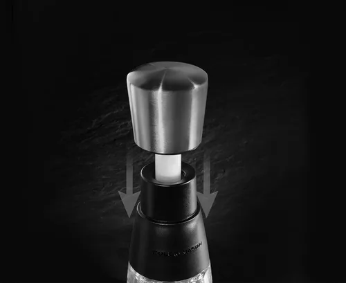 Vista 2 de Cole & Mason Epping - Dispensador de aceite y vinagre, 6.8 fl oz, dispensador de aceite/dispensador de vinagre, acrílico/acero inoxidable, 6.102 in