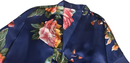 Vista 2 de Bata larga de satén sedoso para mujer, ligera, ropa de dormir