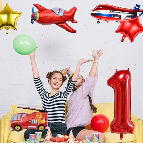 Vista 5 de 12 piezas de globos de aluminio con números de cumpleaños en forma de camión de transporte, avión, autobús escolar, camión de bomberos, coche