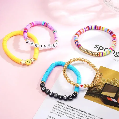 Vista 4 de Taylor Concert Outfit Merch Swift - Pulseras de amistad Eras Tour 1989 Swiftie Anti-héroe Fearless Midnight pulseras para mujeres y niñas