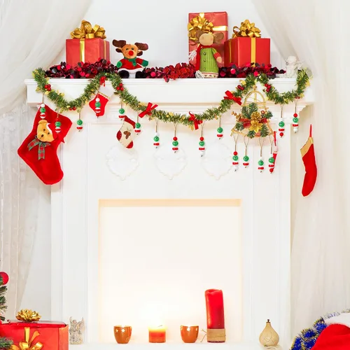 Vista 6 de Eartim Cuentas de madera para Navidad - 121 piezas, cuentas redondas de Navidad en rojo y verde, cuentas rústicas de madera de granja