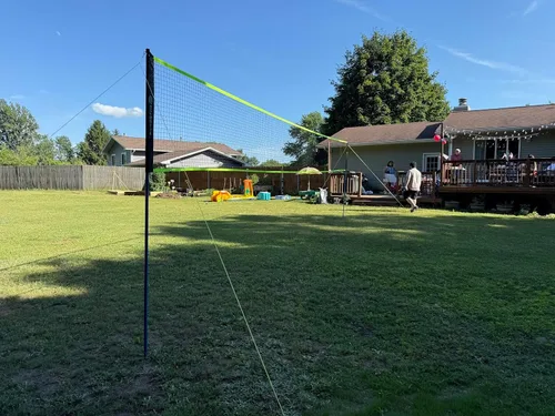 Vista 9 de Portable Volleyball & Badminton Combo Net Set for Backyard Beach with 2 Nets (20ft and 32ft), Adjustable Poles, PU Volleyball, Aluminum Rackets and