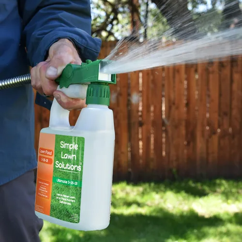 Vista 9 de Simple Lawn Fertilizante 3 en 1: Alto fósforo/potasio, ácido húmico, nitrógeno y hierro para un césped más verde, botellas de 32 onzas
