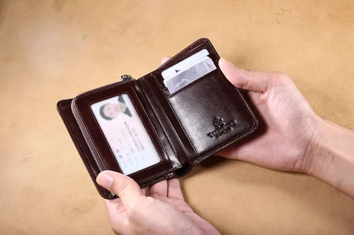 Vista 12 de Cartera de auténtica piel vacuna italiana con capacidad extra, doble pliegue, para hombre.