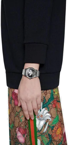 Vista 4 de Gucci G-Timeless cuarzo esfera negra reloj para mujer YA1264136, Movimiento de cuarzo