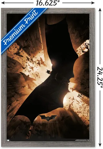 Vista 3 de DC Comics Batman Begins - Póster de pared de una hoja, 22.4 pulgadas de largo x 14.7 pulgadas de ancho, versión enmarcada de madera de granero