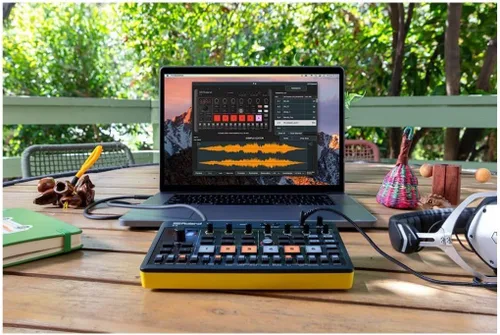 Vista 5 de Roland Muestreador creativo AIRA Compact P-6