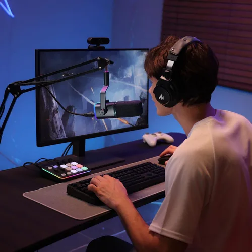 Vista 2 de MAONO Kit de micrófono XLR/USB para juegos: micrófono dinámico para PC para transmisión y podcast, soporte de software, botón de silencio, control