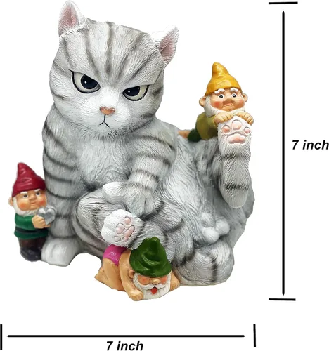 Vista 2 de Añade un toque divertido a tu jardín con nuestra estatua de jardín de gatos y gnomos, perfecta para amantes de los gatos y entusiastas del jardín