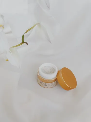 Vista 2 de Honey Girl Organics Exfoliante facial, hidratante y exfoliante, combate el acné, las líneas finas y las arrugas, exfoliante facial 100% natural