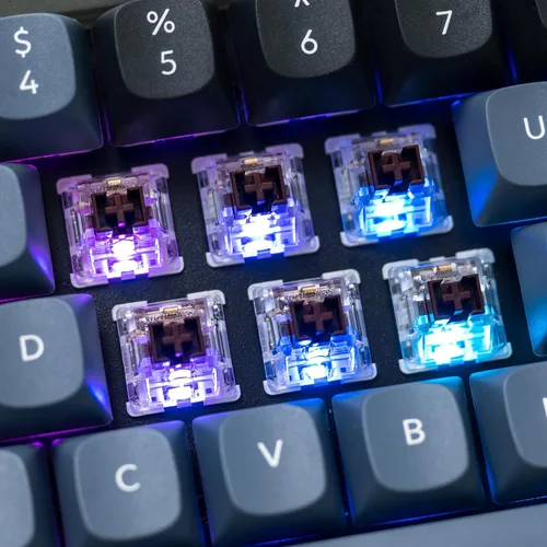 Vista 5 de Keychron Teclado mecánico personalizado con cable V2 65 de diseño QMKVIA macro programable con teclado intercambiable en caliente K Pro Brown Switch