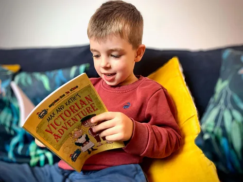 Vista 5 de Misterios en el tiempo Paquete de actividades de historia de la era victoriana Libro de historia para niños Revista de historia y actividades
