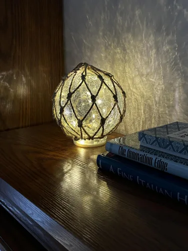 Vista 6 de SAILINGSTORY - Flotador de pesca de cristal, lámpara náutica, decoración costera de playa, bola de vidrio agrietado, luz nocturna de 6 pulgadas