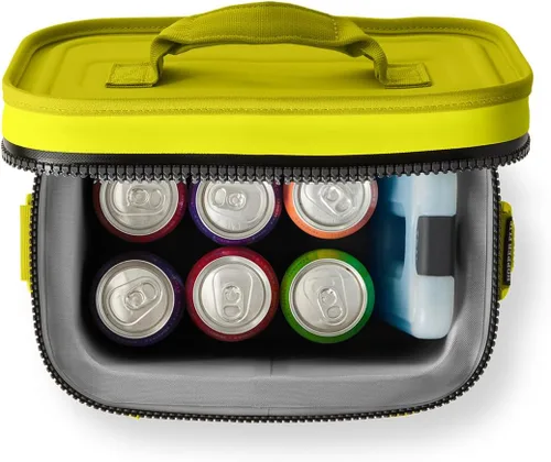 Vista 8 de YETI Hopper Flip 8 Hielera Suave Portátil amarillo (Firefly Yellow)