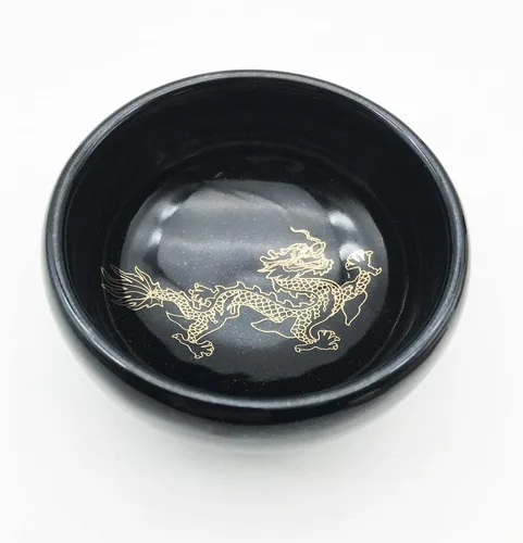 Vista 2 de Taza de té Jianzhan de porcelana negra Wujin Tenmoku Taza hecha a mano China Gongfu Cha Taza Patrón de dragón dorado