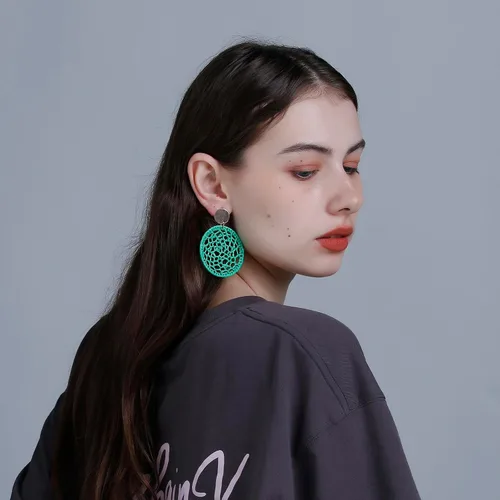 Vista 2 de RUOFFETA Pendientes redondos de rafia, tejidos a mano, atrapasueños, joyería bohemia para mujer