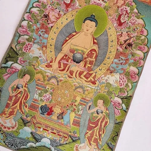 Vista 6 de Bordado de seda tibetano Thangka budismo Sakyamuni Buddha Tangka Yoga Budista Tapiz colgante de pared Arte de pared Decoración del hogar Tapiz