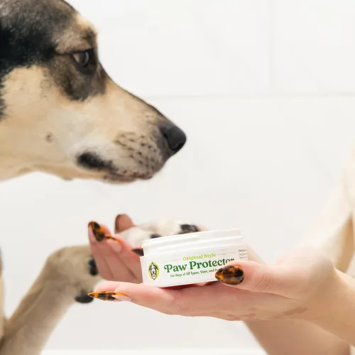 Vista 3 de Doggy Style Bálsamo de patas para perros, cera natural segura para lamer patas para patas secas y agrietadas, hidratante para almohadillas, nariz