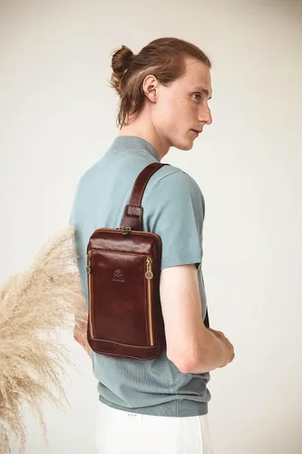 Vista 3 de Bolso cruzado de cuero - Bolso bandolera marrón - Bolso bandolera para hombres y mujeres - Mochila de hombro hecha a mano - Resistencia al tiempo