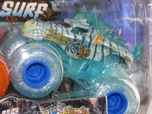 Vista 4 de Monster Jam Paquete doble a escala 1:64: Horse Power y Aqua Stallion Trucks para niños