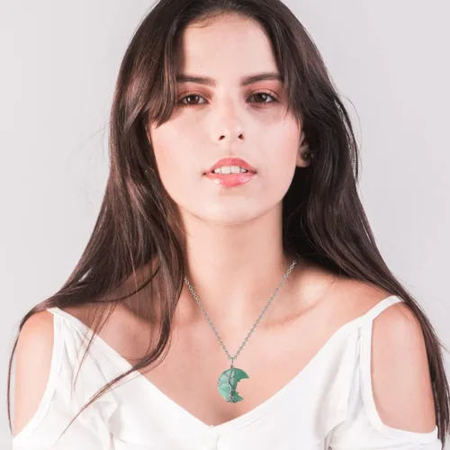 Vista 5 de MAIBAOTA Collar de cristal curativo, collar de luna creciente envuelta en alambre de la vida del árbol, collares con colgante de piedra natural