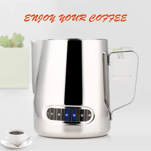 Vista 2 de Jarra de espuma de leche de acero inoxidable, 20 oz/20.3 fl oz, jarra de vapor Cappuccino Latte Art con mango ergonómico y termómetro