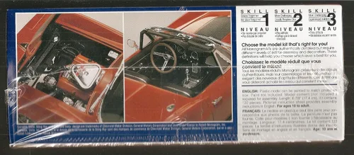 Vista 4 de 852968 1/25 67 Corvette 427 Roadster por Revell