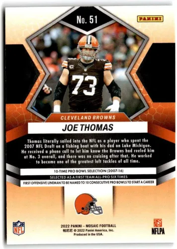 Vista 2 de 2022 PANINI MOSAIC #51 JOE THOMAS CLEVELAND BROWNS FOOTBALL OFFICIAL TRADING CARD OF THE NFL
