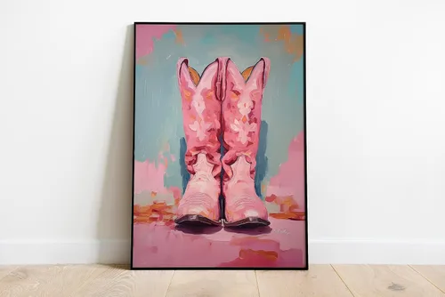 Vista 4 de TwoDays Botas de vaquera rosadas para decoración de habitación, pinturas femeninas del oeste para apartamento, botas de vaquero costero, impresiones