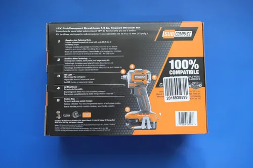 Vista 5 de RIDGID Kit de llave de impacto inalámbrica SUBCOMPACT de 1/2 pulgada sin escobillas, 18 V con batería de 2.0 AH, 18