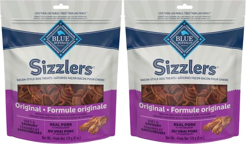Vista 15 de Blue Buffalo Sizzlers Golosinas para perros estilo tocino con cerdo real de Estados Unidos, sabor cheddar, bolsa de 15 onzas