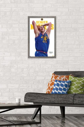 Vista 2 de Trends International NBA Denver Nuggets - Póster de pared Nikola Jokic Feature Series 23, 22.4 pulgadas de largo x 14.7 W, versión enmarcada