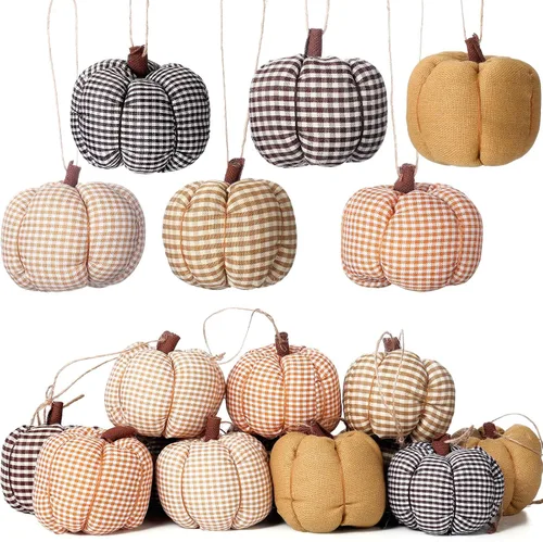 Vista 7 de Hiboom 12 adornos de calabaza de fieltro de otoño para decoración 3D de Acción de Gracias, 6 estilos, tela a cuadros, bellota, adorno colgante