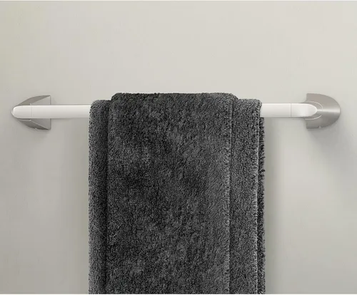 Vista 2 de Pfister Karci BTBKA2GS - Toallero de baño para baño, 24 pulgadas, montaje en pared, atornillado, acabado de níquel cepillado, defensa antimanchas