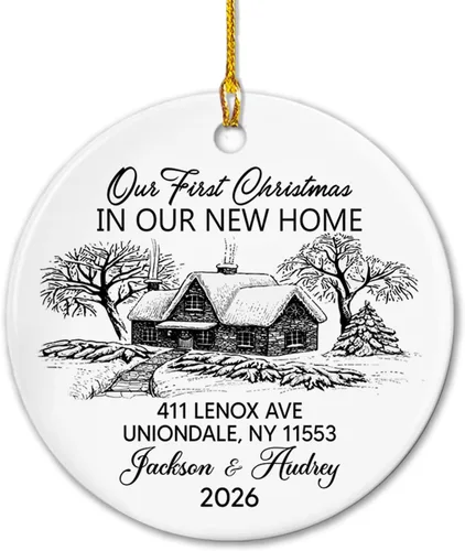 Vista 11 de Adorno de cerámica Our First Christmas Together, adorno de Navidad 2025 personalizado con nombre y fecha, renos para colgar en cerámica, regalo