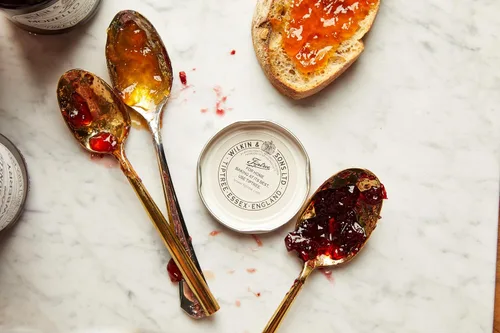 Vista 2 de Tiptree Mermelada de naranja de cristal, tarro de 12 onzas