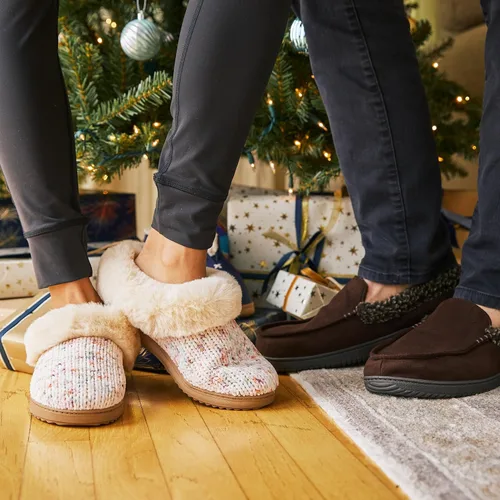 Vista 6 de Dearfoams Pantuflas de punto de chenilla Hannah para mujer