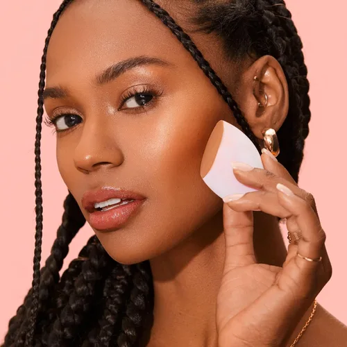 Vista 13 de Real Techniques Miracle - Esponja de maquillaje matificante para base