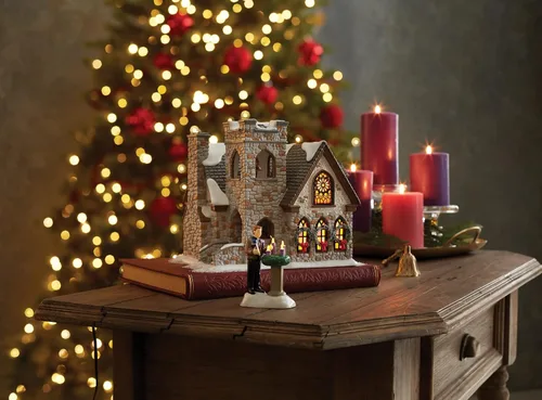 Vista 3 de Department 56 Snow Village Woodlands - Edificio iluminado para iglesia familiar, 7.48 pulgadas, multicolor