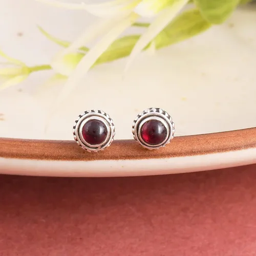 Vista 63 de Round Gemstone Stud Design 2