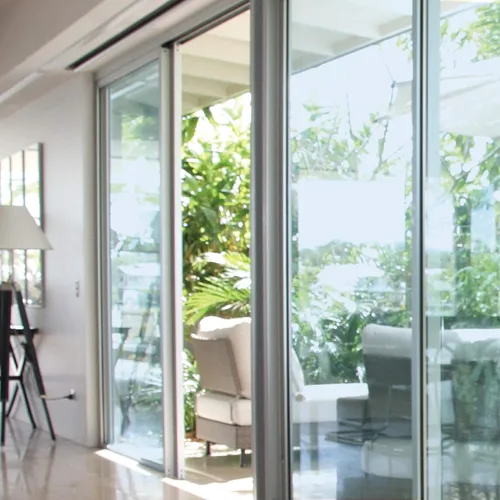 Vista 4 de G Greenfilm Tinte de ventana de adherencia estática al 70% para uso residencial y automotriz, bricolaje, apto para inquilinos, no adhesivo, tinte