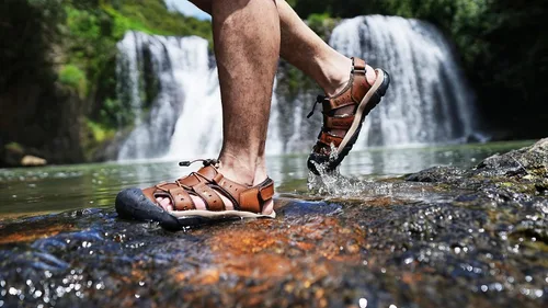 Vista 6 de proutdor Sandalias atléticas de cuero con punta cerrada para hombre, zapatos de agua para senderismo, suela de goma Durabrasion resistente