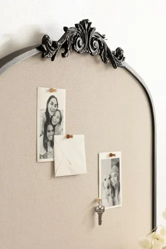 Vista 5 de Kate and Laurel Arendahl Vintage Ornate Framed Wide Arch Pinboard Negro