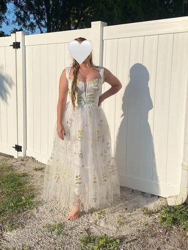 Vista 4 de Basgute Vestidos de graduación de mujer con flores bordadas en tul, longitud al tobillo, corsé, acampanados, de hadas, vestido formal de noche