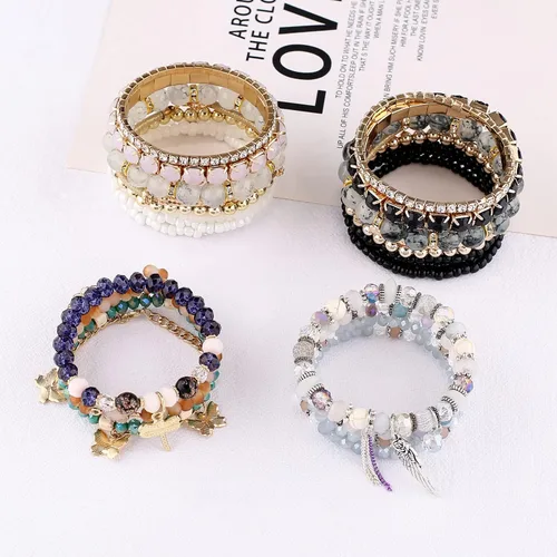 Vista 6 de 4 juegos de pulseras bohemias hechas a mano con múltiples capas para mujer