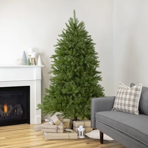Vista 2 de Northlight Full Rockwood Pine - Árbol de Navidad artificial de 6.5 pies, sin iluminación