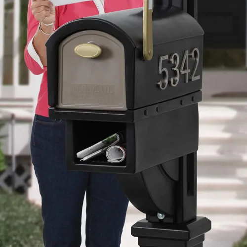 Vista 6 de Step2 Mailmaster Hudson Buzón de correo, puerta magnética, soporte para periódicos grande, resistente, resistente a la intemperie, kit