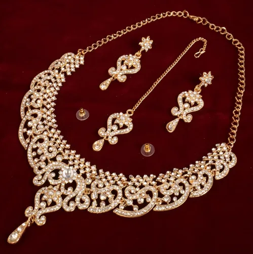 Vista 94 de Conjunto precioso de collar con look real Indian Bollywood, maravillosamente decorado, conjunto de collar adornado para mujer.